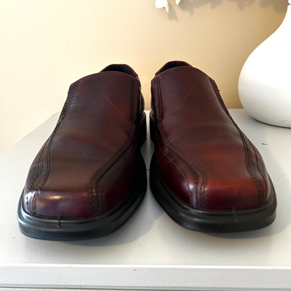 Ecco Helsinki Men’s Leather Slip On Dress Shoe Size EU41/US7.5 Oxblood/Brown - Picture 6 of 16